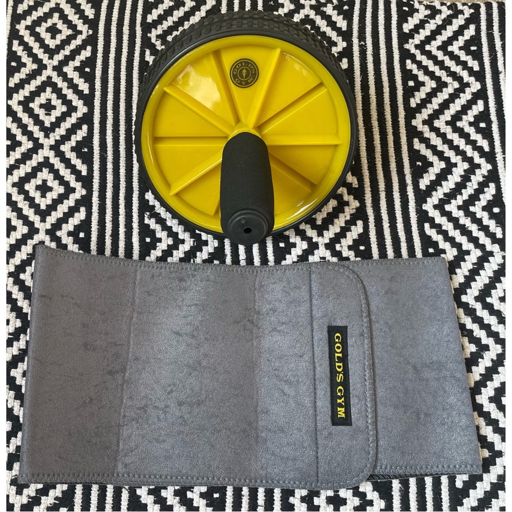 Gold’s Gym Bundle - Picture 2 of 6